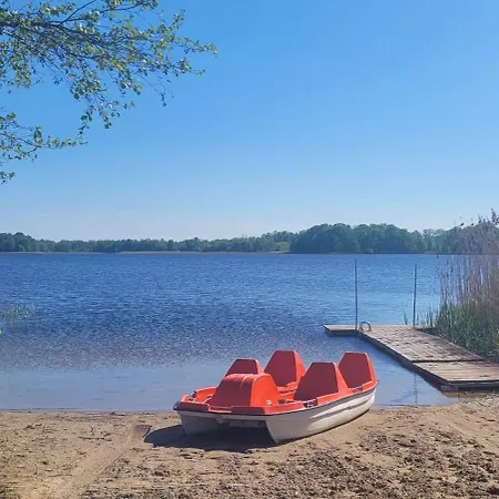 Nad Jeziorem Potoczek, Lejlighed Giże
