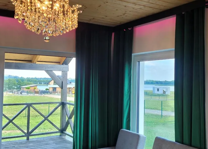 Nad Jeziorem Potoczek, * Gize